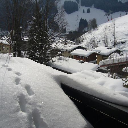 Appartement Bernkogel Saalbach-Hinterglemm Exteriör bild