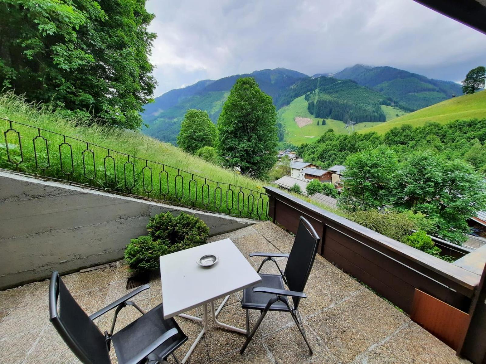 Appartement Bernkogel Saalbach-Hinterglemm Exteriör bild